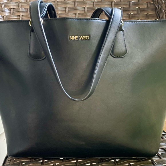 Nine West Black Tote Bag - Picture 1 of 7